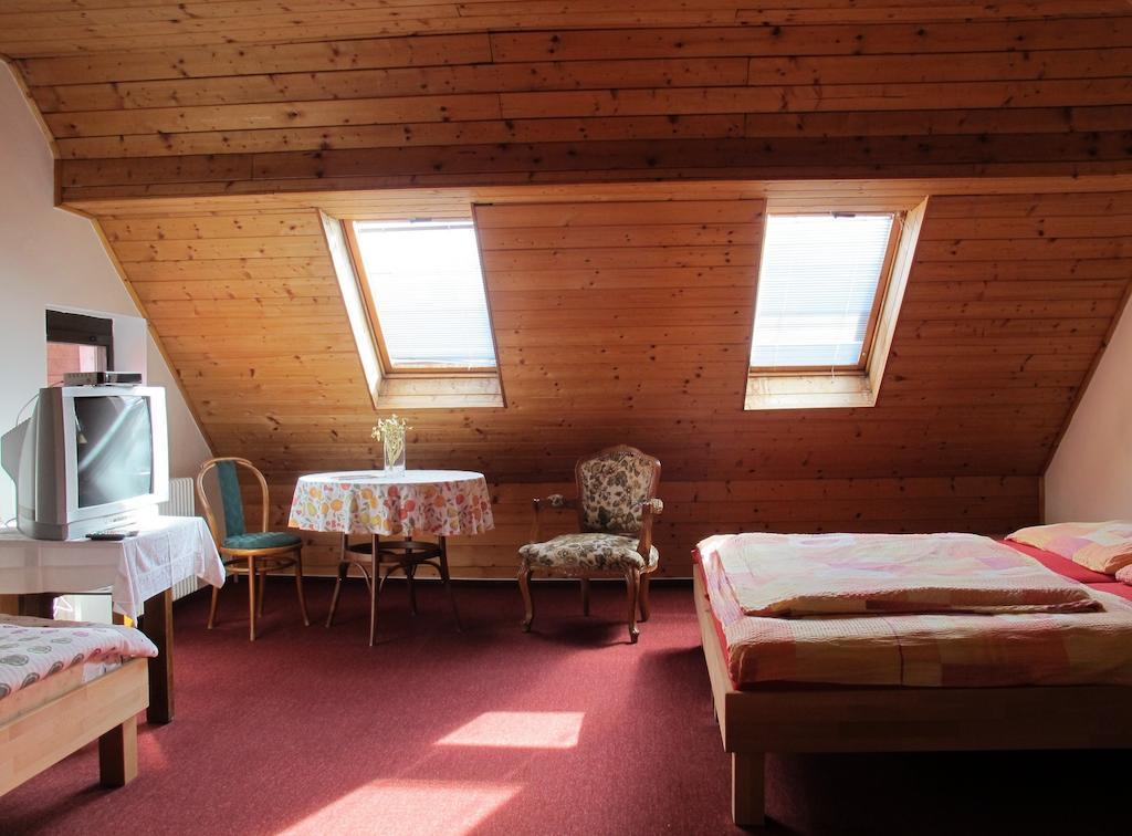 Penzion Eliska Prague Room photo